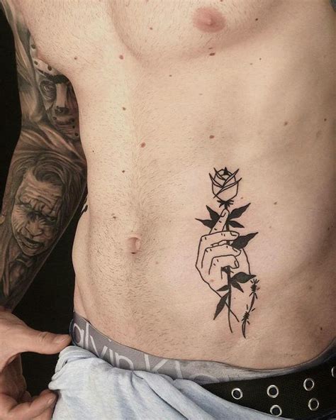 Tatuajes abdomen hombre